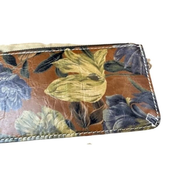 Patricia Nash Enlightened Garden Hand Painted Floral  Leather Wristlet Wallet - Picture 3 of 4